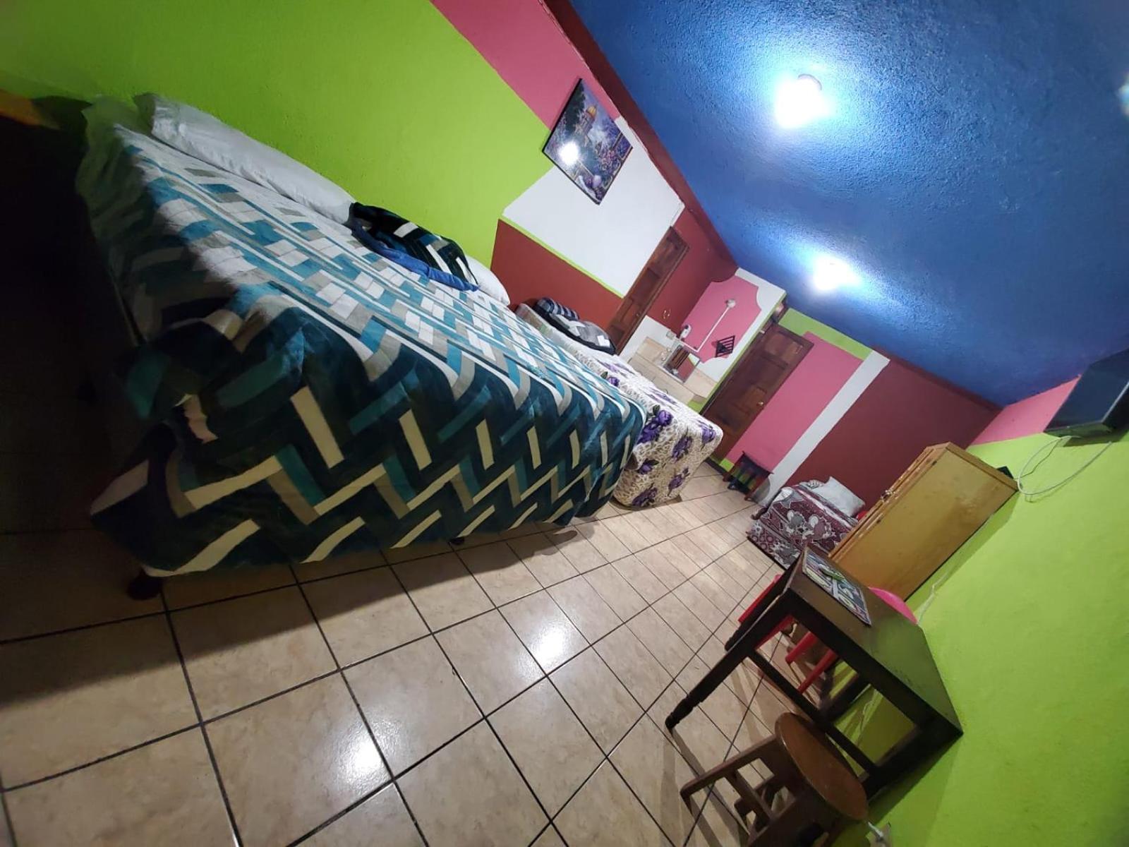 קצאלטננגו Hotel Kasa Kamelot מראה חיצוני תמונה