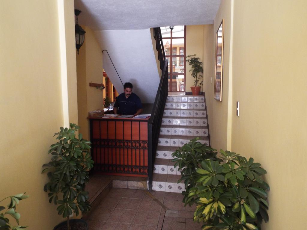 קצאלטננגו Hotel Kasa Kamelot מראה חיצוני תמונה
